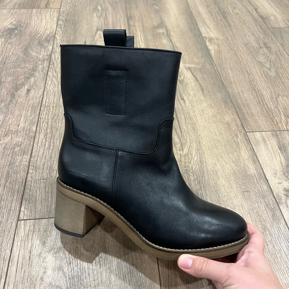 Free people tabby ankle boot size 38 black leather NWOT